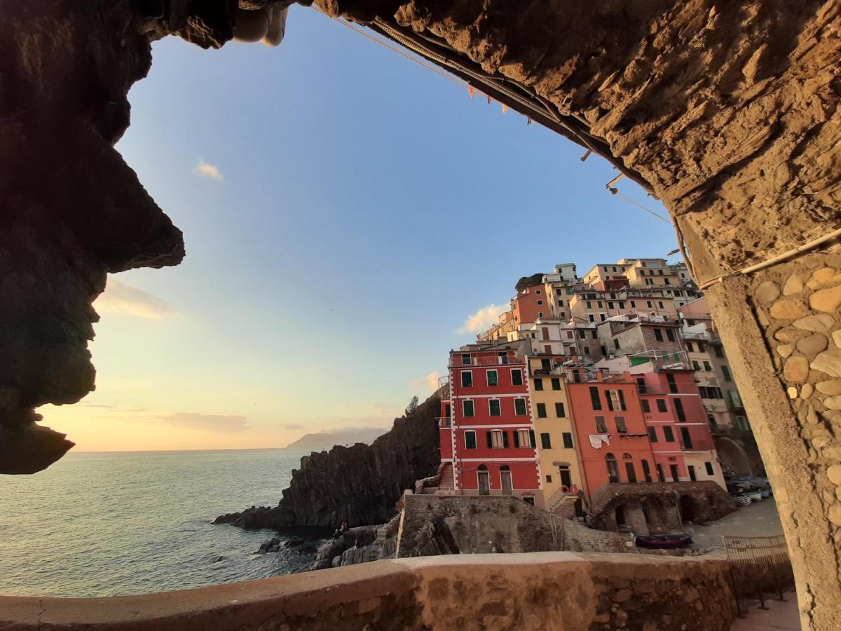 Pepita Di Rio Apartment Riomaggiore Luaran gambar